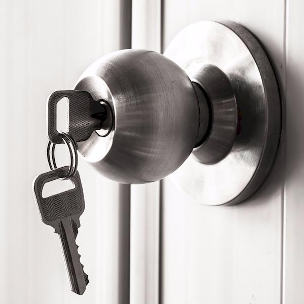 Door Knob with Two Keys